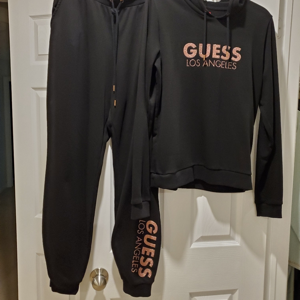 Guess tracksuit